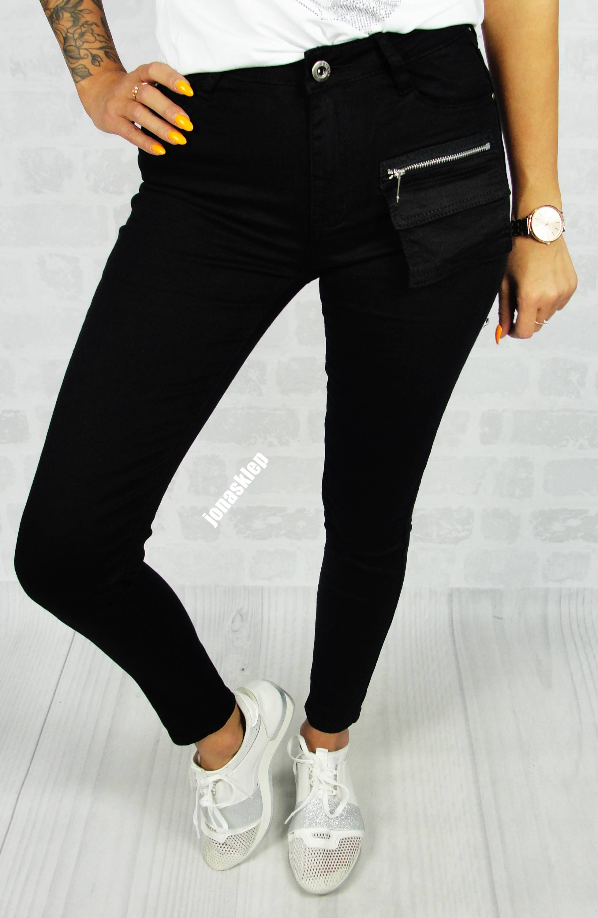 black PUSH UP RURKI czarne rurki SASZETKA