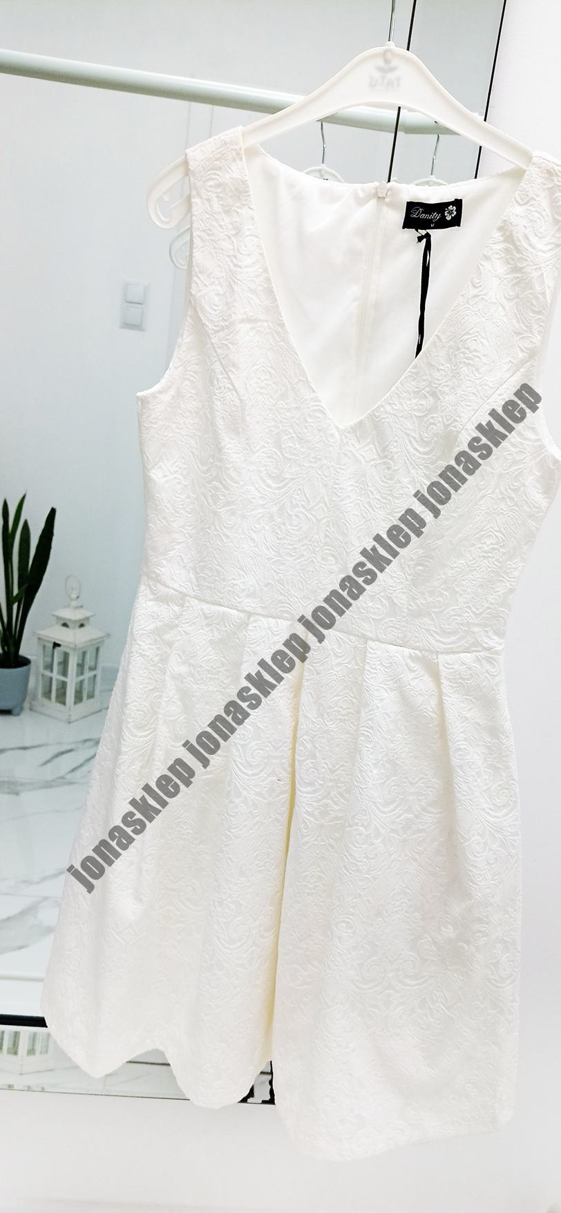 Elegancka prosta sukienka print biała White