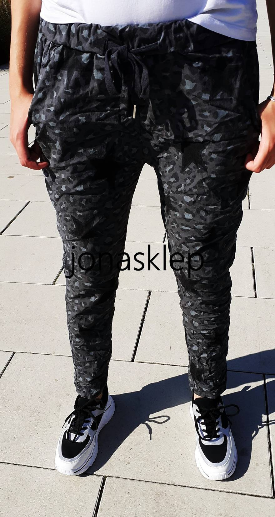 NEW LOOK STYLOWE DRESY panterka gray troczek