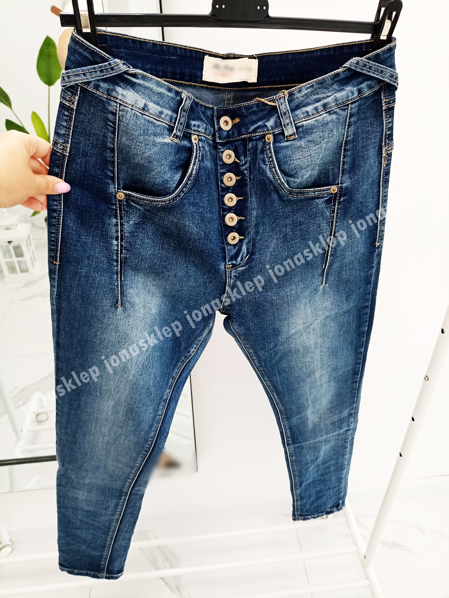 Jeansy damskie MOM guziki przeszycia plus size