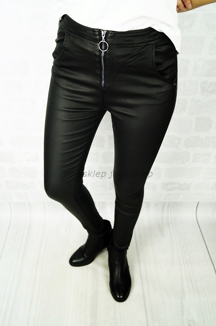 Czarne woskowane SPODNIE OZDOBNY PAS ZIP