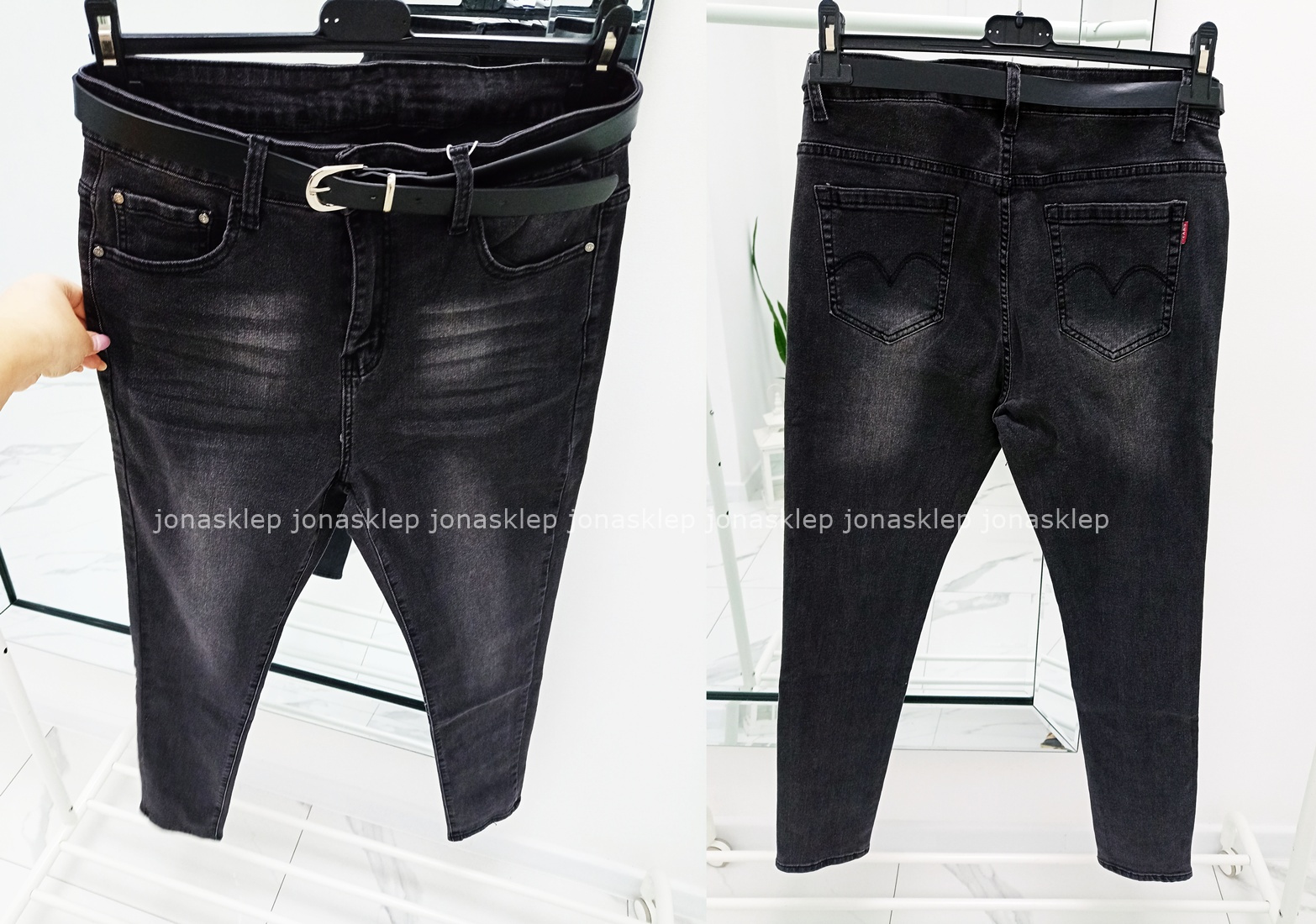 Jeansy z przetarciami black PUSH UP PLUS SIZE