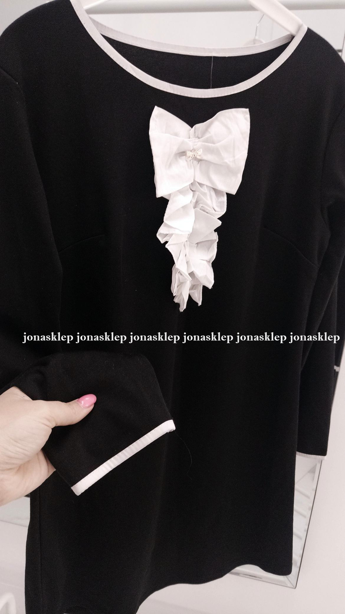 NICOLE CZARNA SUKIENKA ŻABOT