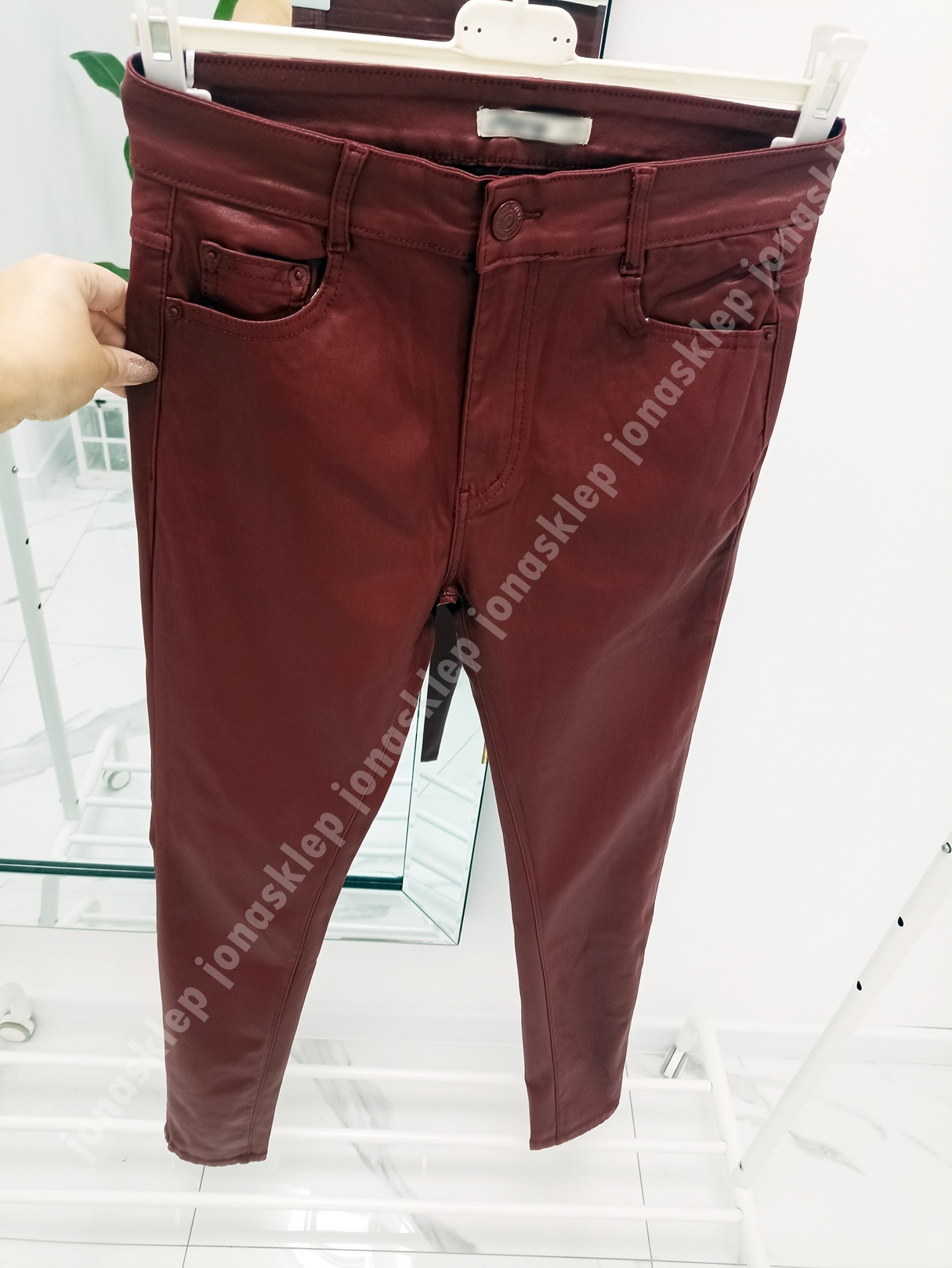 Woskowane bordowe spodnie casual  PLUS SIZE