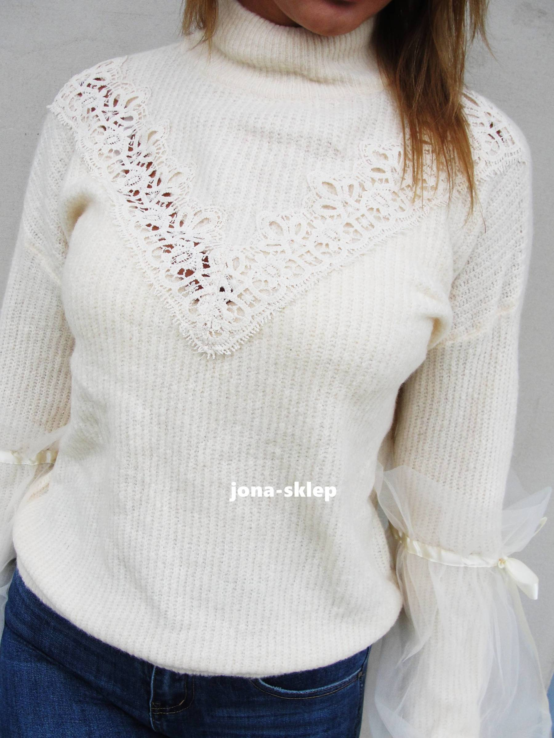 PREMIUM SWETER NATHALI cream haft tiul