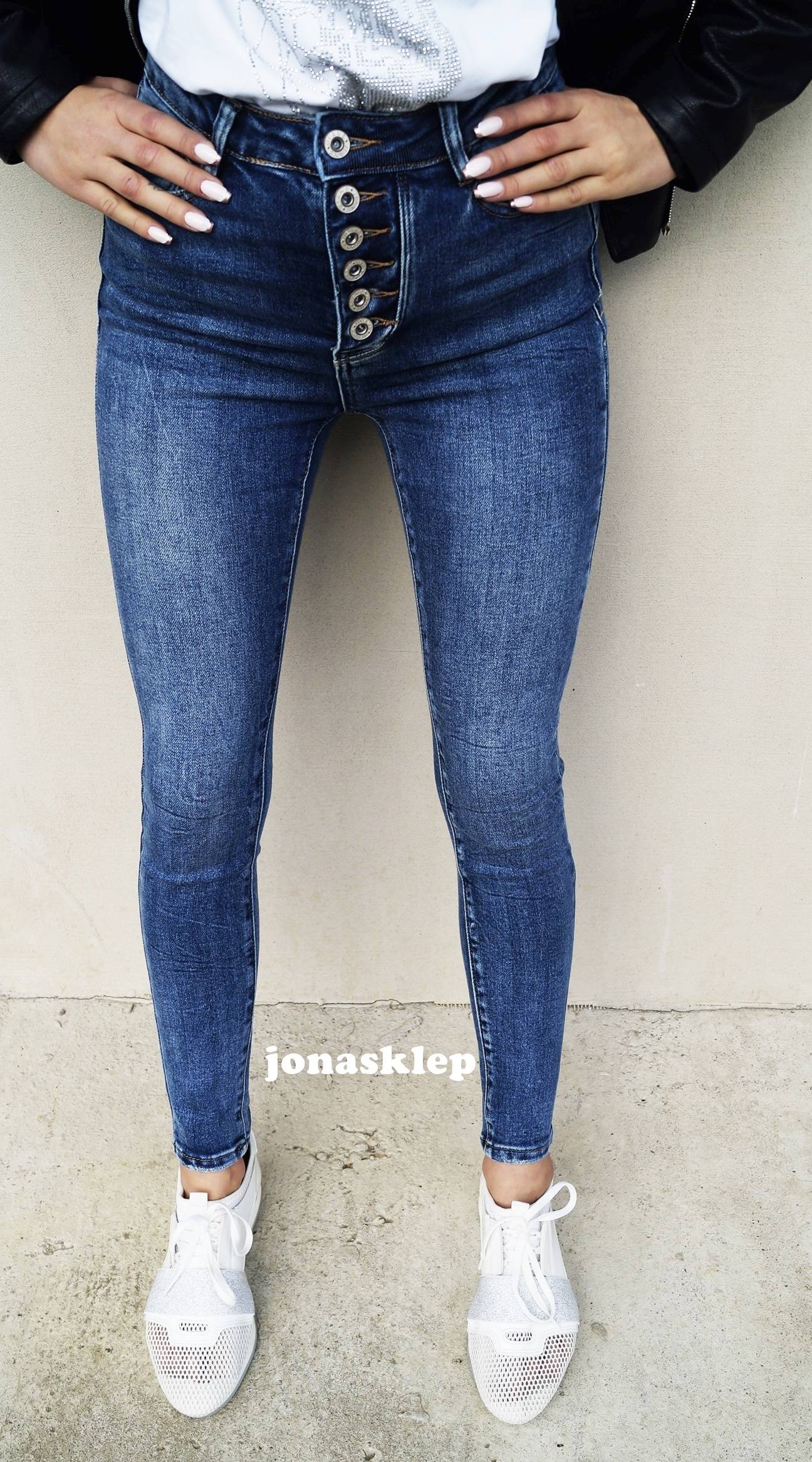 Jeansy Damskie: Spodnie Dżinsowe Ciemne i Jasne - Cama Shopping ♥ Sklep  Odzieżowy Online ♥️ Butik Online